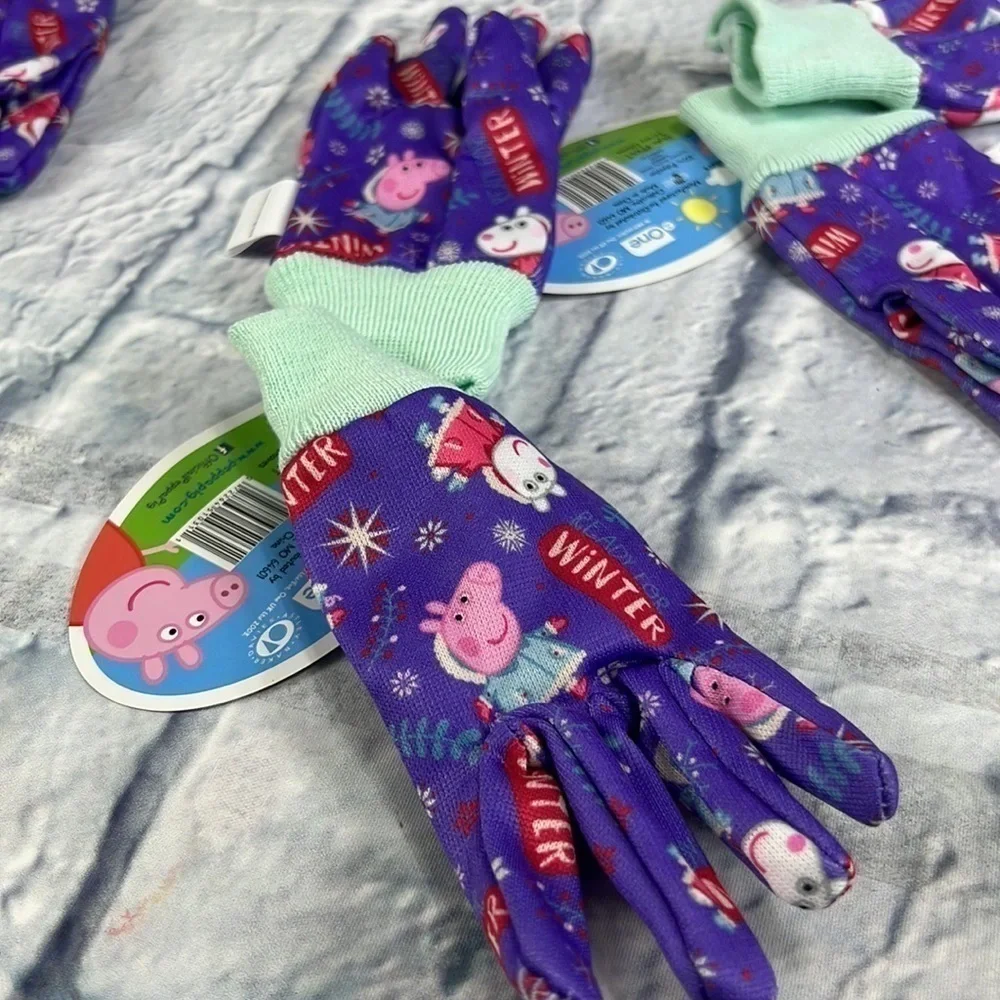 Peppa Pig fun gardening